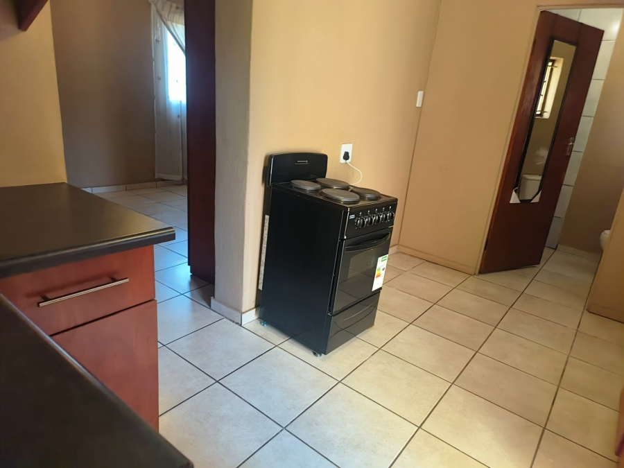 To Let 1 Bedroom Property for Rent in Promosa North West